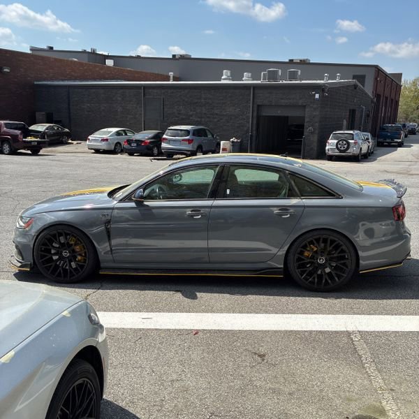 Used 2013 Audi S6 Prestige AWD/4WD image 2