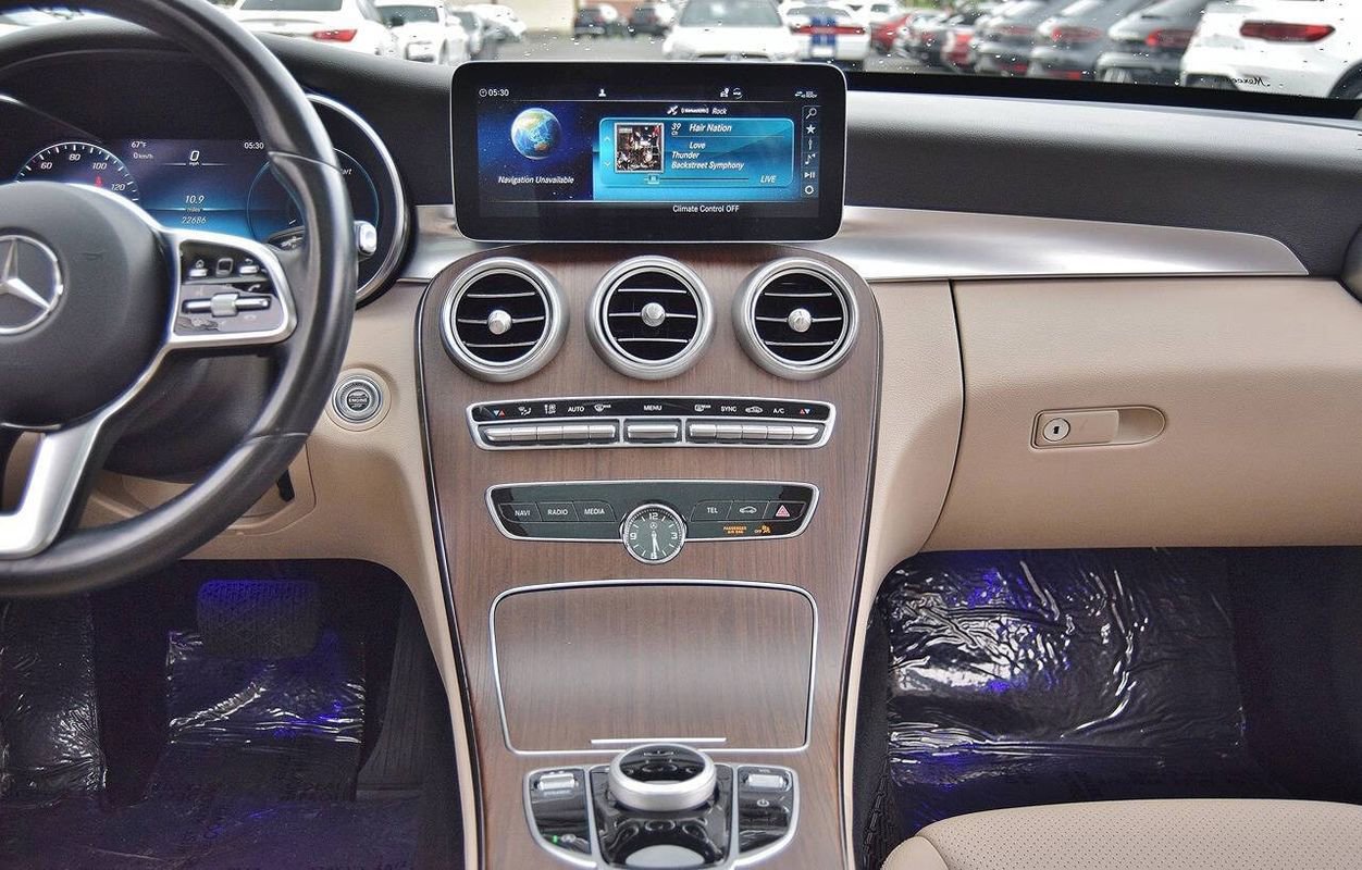 Used 2021 Mercedes-Benz C 300 4MATIC Sedan w/ Premium Package image 29