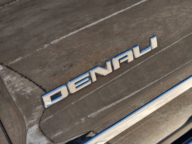 Used 2017 GMC Sierra 1500 Denali w/ Denali Ultimate Package AWD/4WD image 12