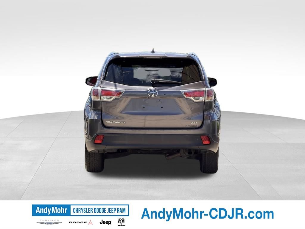 Used 2015 Toyota Highlander XLE FWD image 6