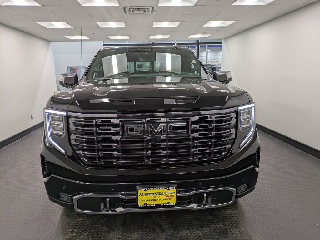Used 2025 GMC Sierra 1500 Denali Ultimate image 2