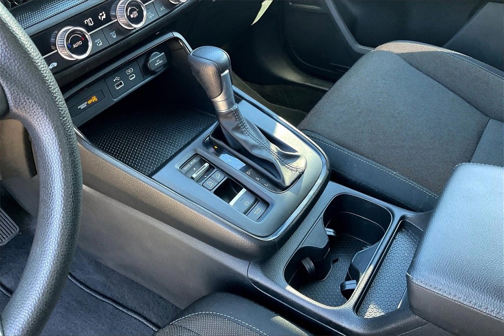 Used 2024 Honda CR-V EX image 17