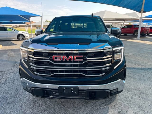 Used 2024 GMC Sierra 1500 SLT AWD/4WD image 2