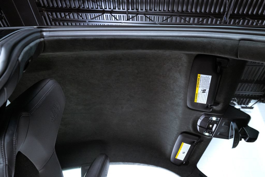 Used 2026 Porsche 911 GT3 RWD image 40