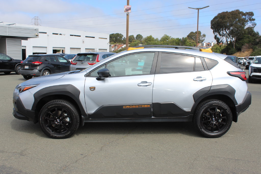 Used 2024 Subaru Crosstrek 2.5i Wilderness w/ Crosstrek Mirror Package AWD/4WD image 2
