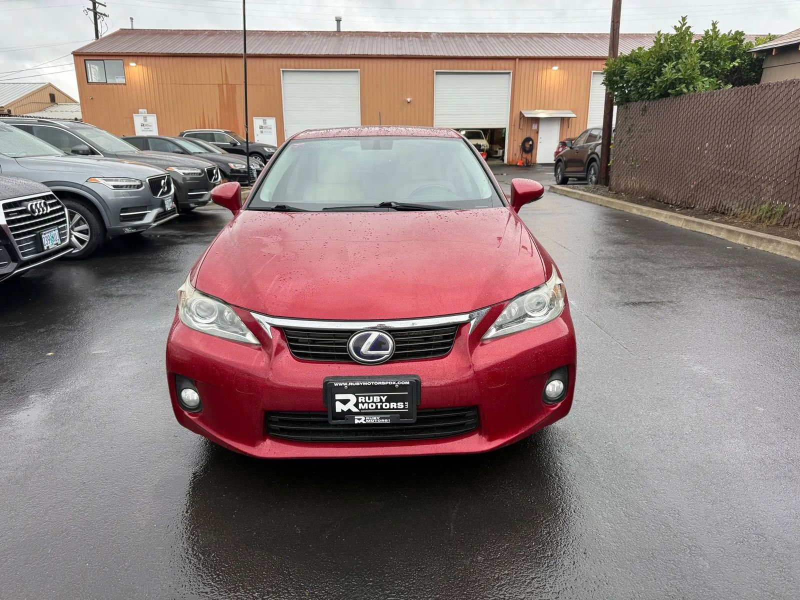 Used 2011 Lexus CT 200h Premium image 2