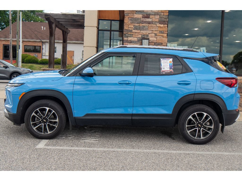 Used 2024 Chevrolet TrailBlazer LT w/ LT Cold Weather Package AWD/4WD image 6