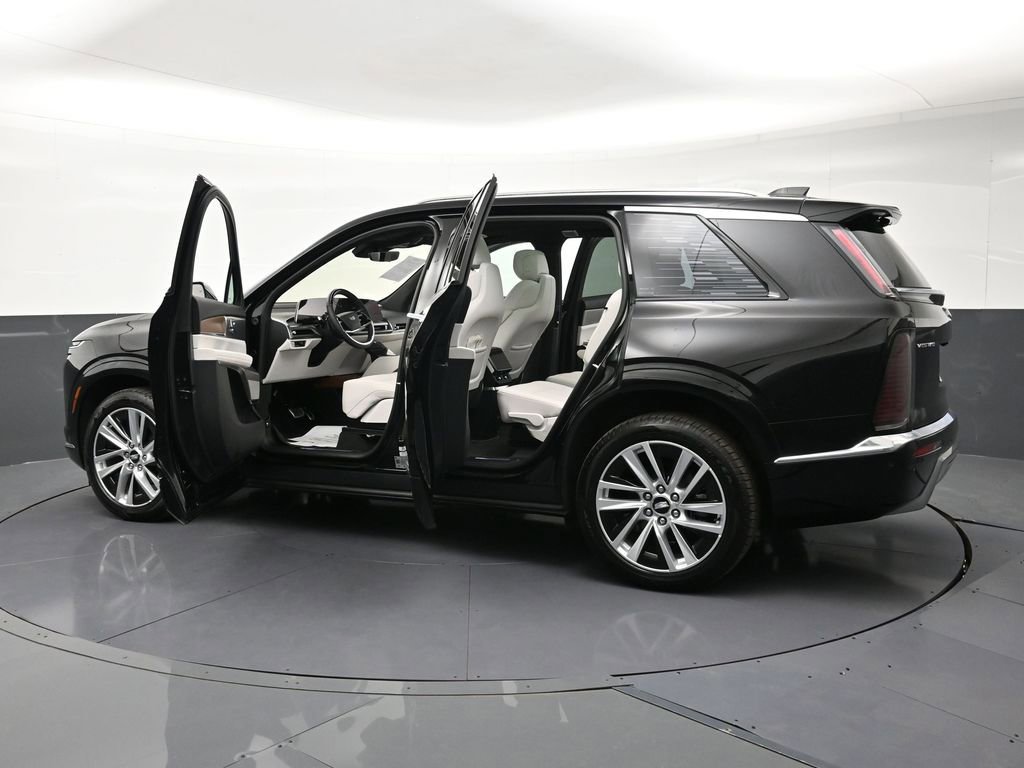 Used 2026 Cadillac Vistiq Luxury AWD/4WD image 36