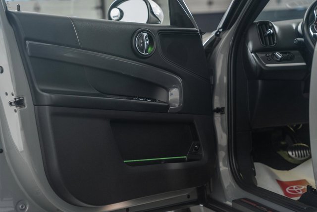 Used 2017 MINI Cooper Countryman S image 44