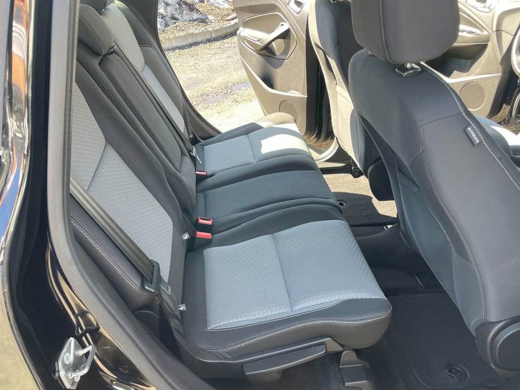 Used 2017 Ford C-MAX SE image 28