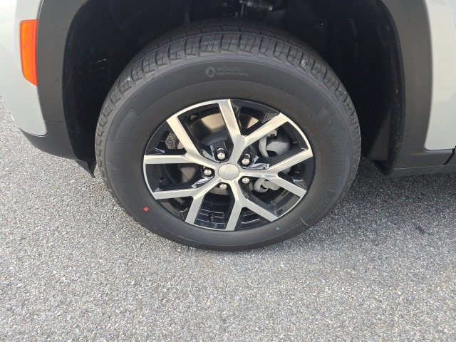 New 2025 Jeep Grand Cherokee Limited image 8