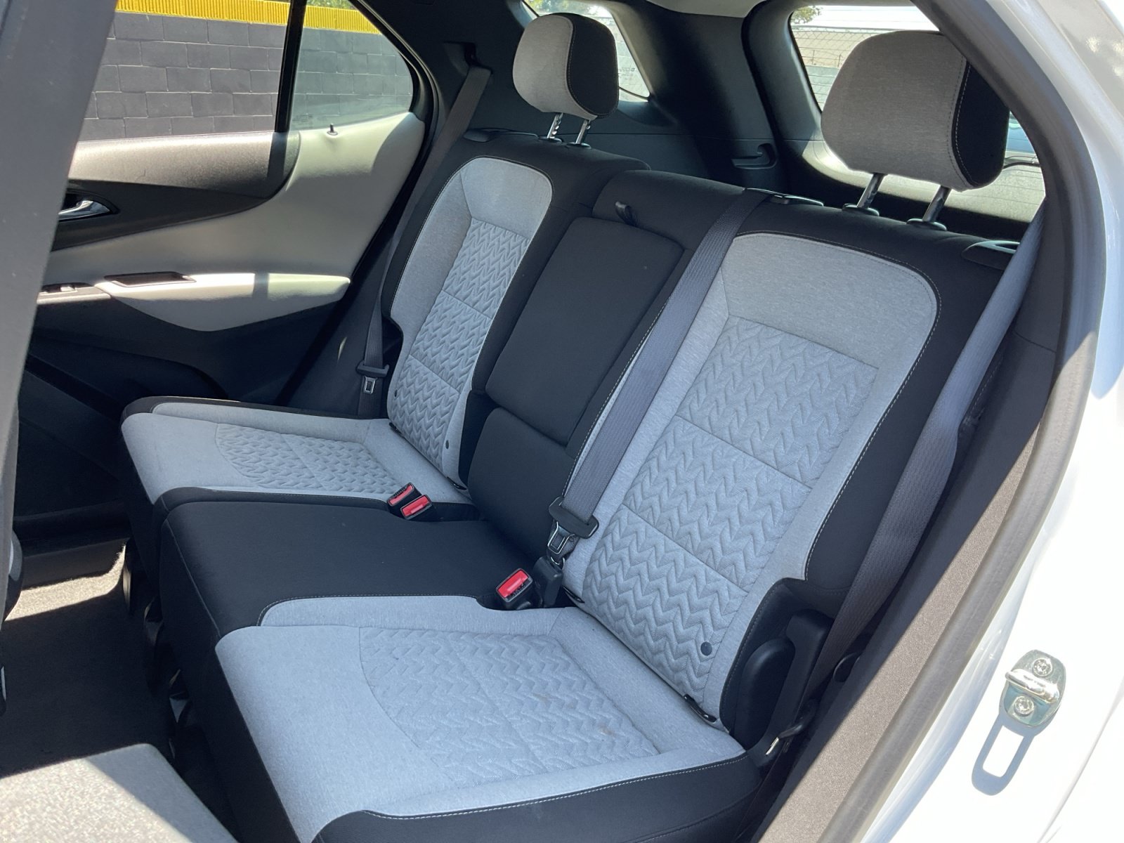 Used 2023 Chevrolet Equinox LS FWD image 19