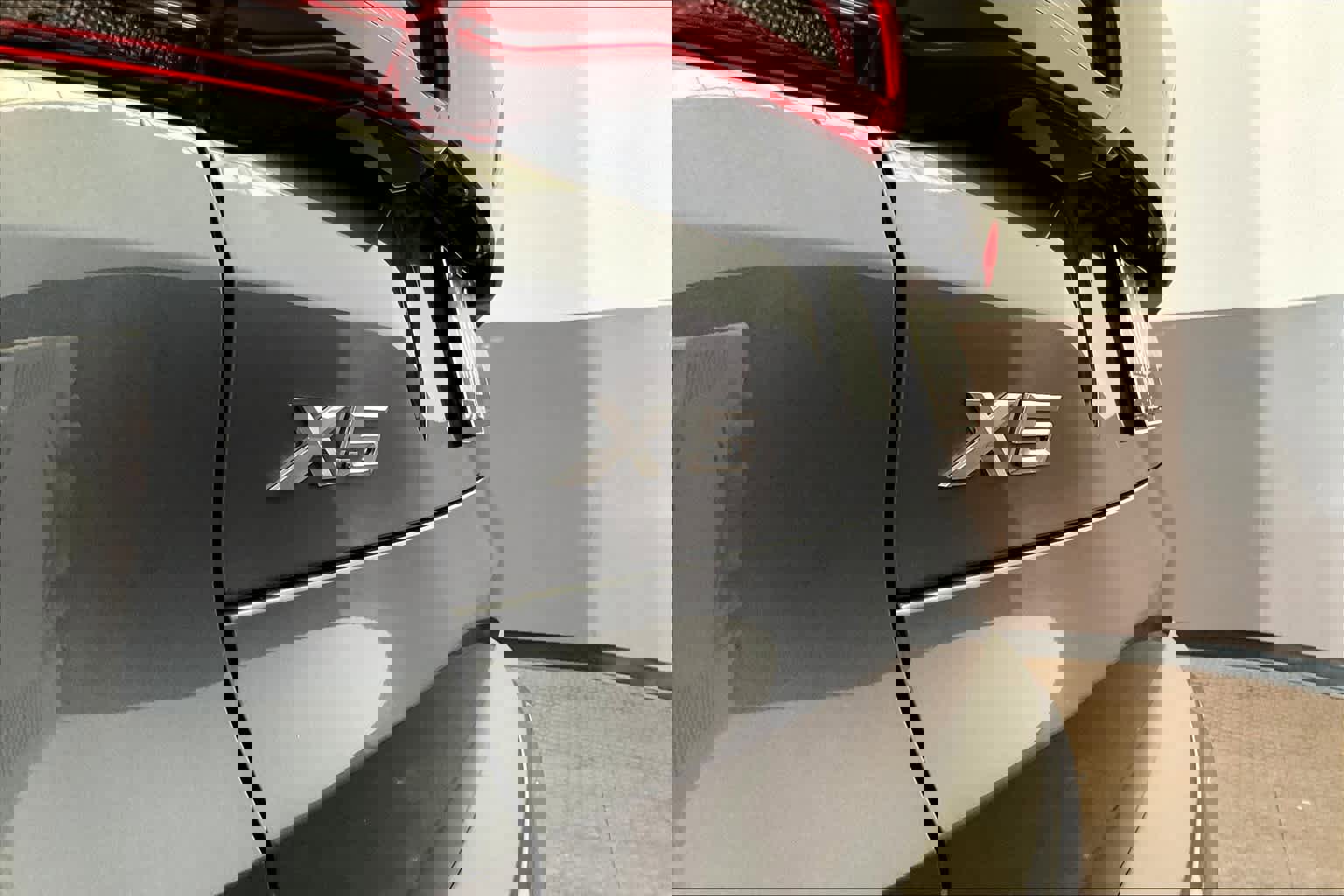 Used 2020 BMW X5 xDrive40i w/ Convenience Package image 32