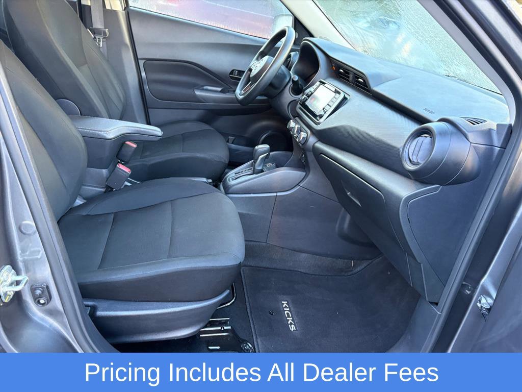 Used 2024 Nissan Kicks S FWD image 17