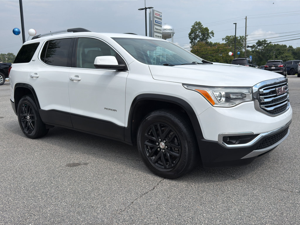 Used 2019 GMC Acadia SLT FWD image 2