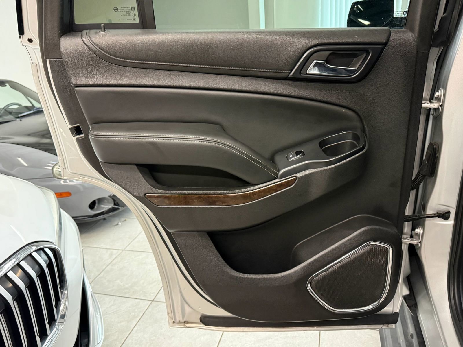 Used 2015 Chevrolet Tahoe LT AWD/4WD image 16