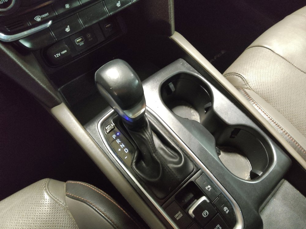 Used 2019 Hyundai Santa Fe Limited image 26