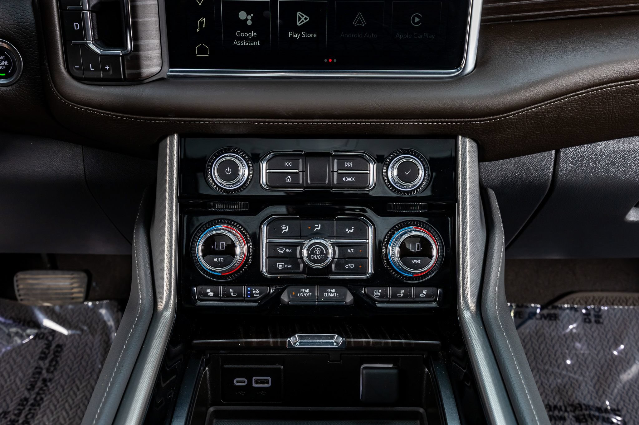 Used 2024 GMC Yukon Denali AWD/4WD image 27
