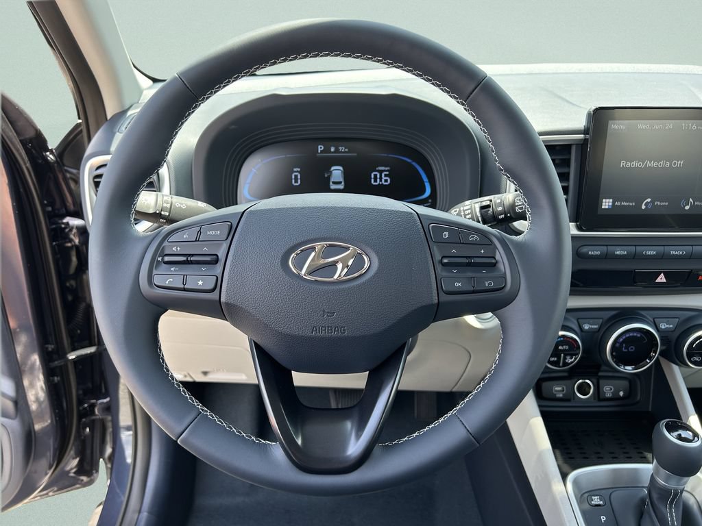 New 2026 Hyundai Venue SEL FWD image 30