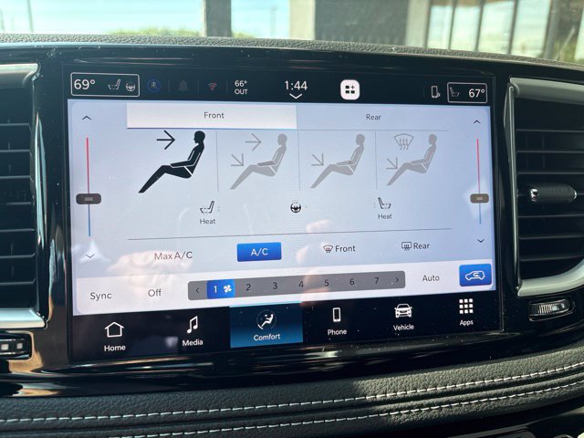 New 2027 Chrysler Pacifica Select FWD image 12