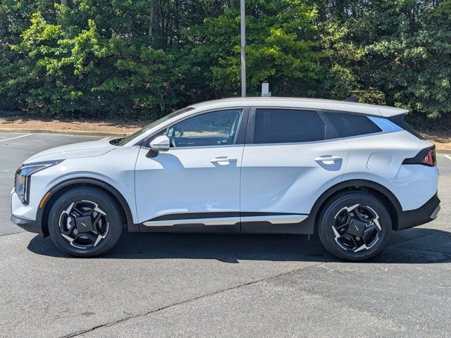 Used 2026 Kia Sportage EX FWD image 4