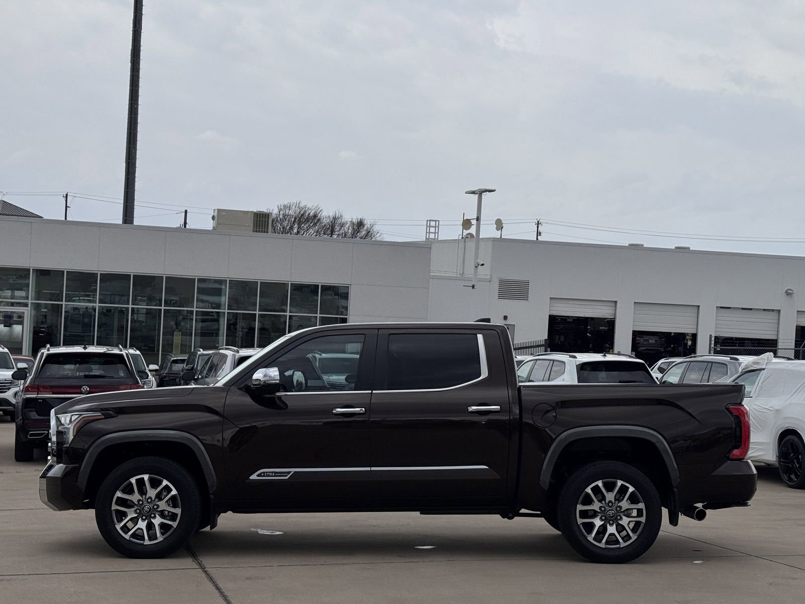 Used 2025 Toyota Tundra 1794 Edition image 7
