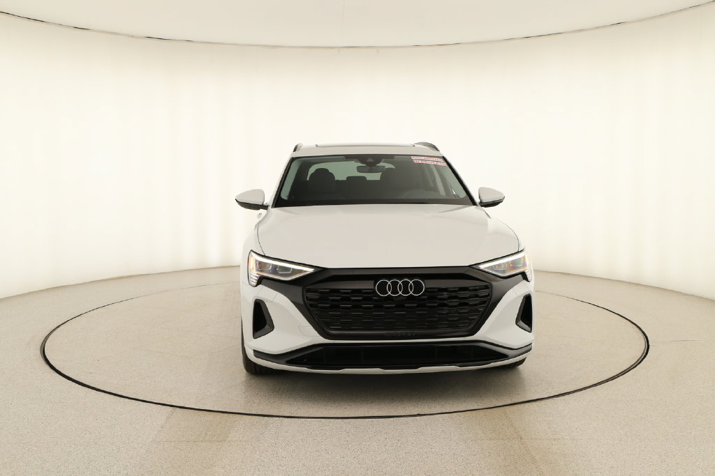 Certified 2024 Audi Q8 e-tron Premium Plus AWD/4WD image 11