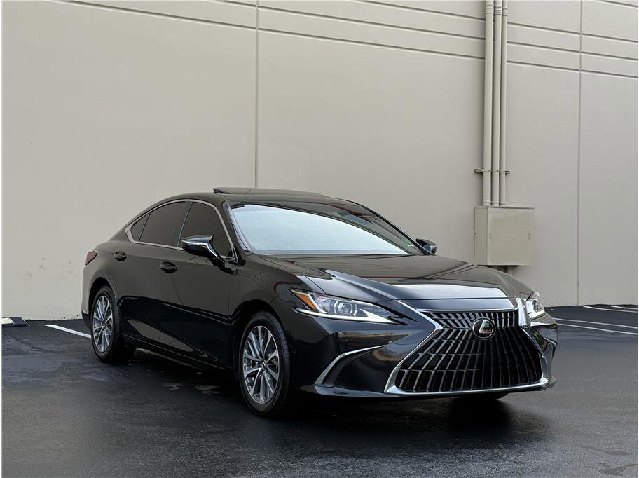 Used 2022 Lexus ES 350 ES 350 Sedan 4D image 25