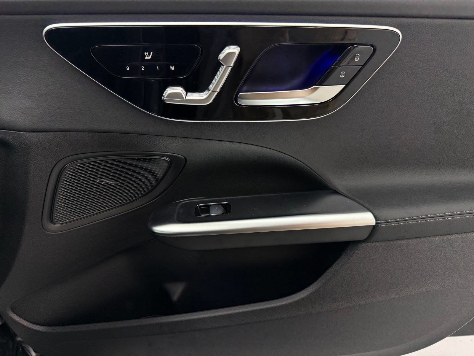 New 2026 Mercedes-Benz C 300 Sedan image 28