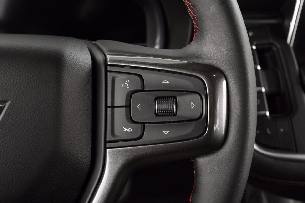 Used 2023 Chevrolet Suburban RST image 17