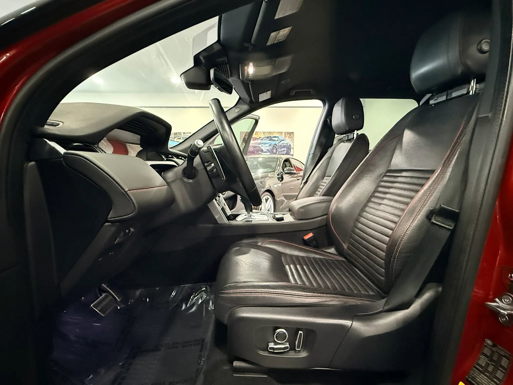 Used 2021 Land Rover Discovery Sport S R-Dynamic AWD/4WD image 24
