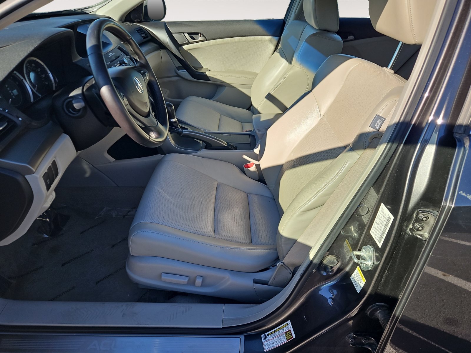 Used 2010 Acura TSX Sedan FWD image 9