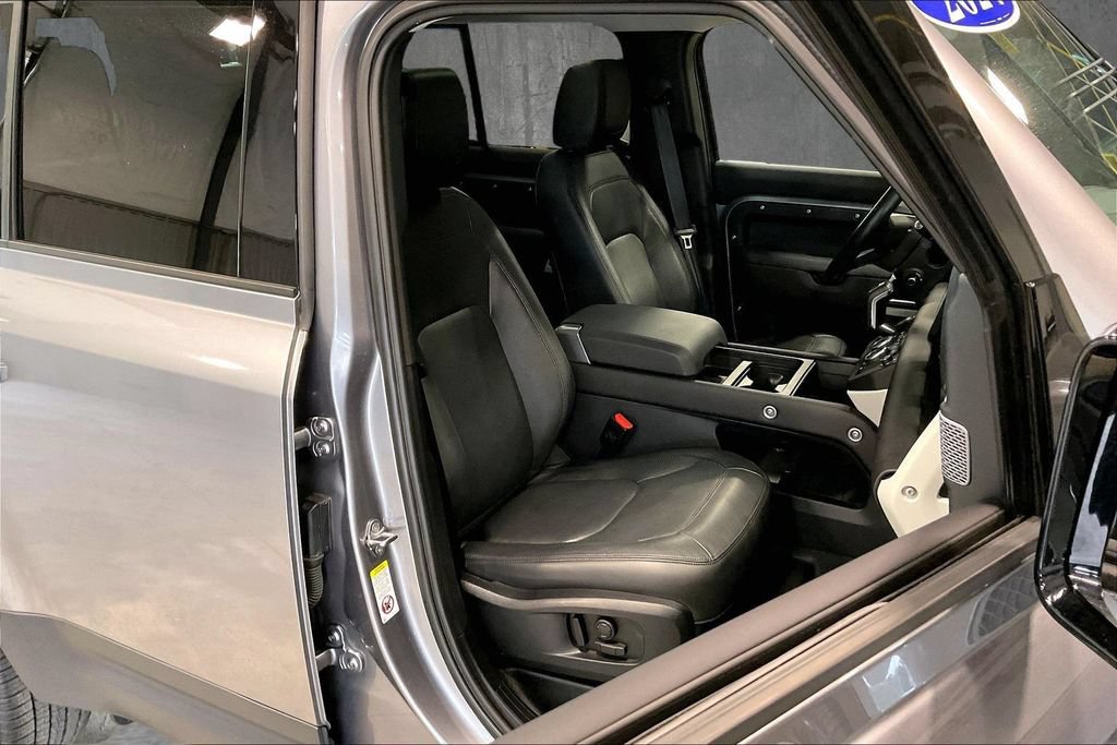 Used 2024 Land Rover Defender 110 S AWD/4WD image 30