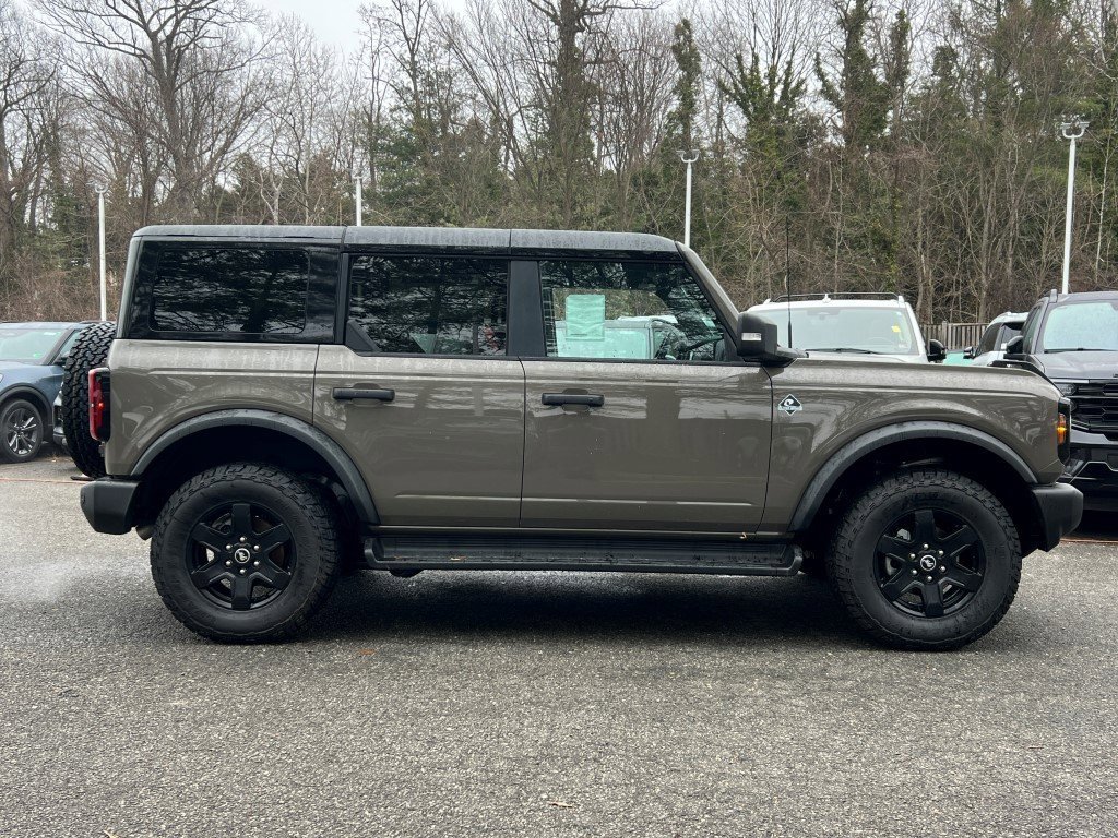 New 2025 Ford Bronco Outer Banks image 3