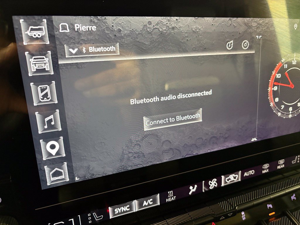Used 2025 GMC Hummer EV 3X w/ Extreme Off-Road Package AWD/4WD image 33