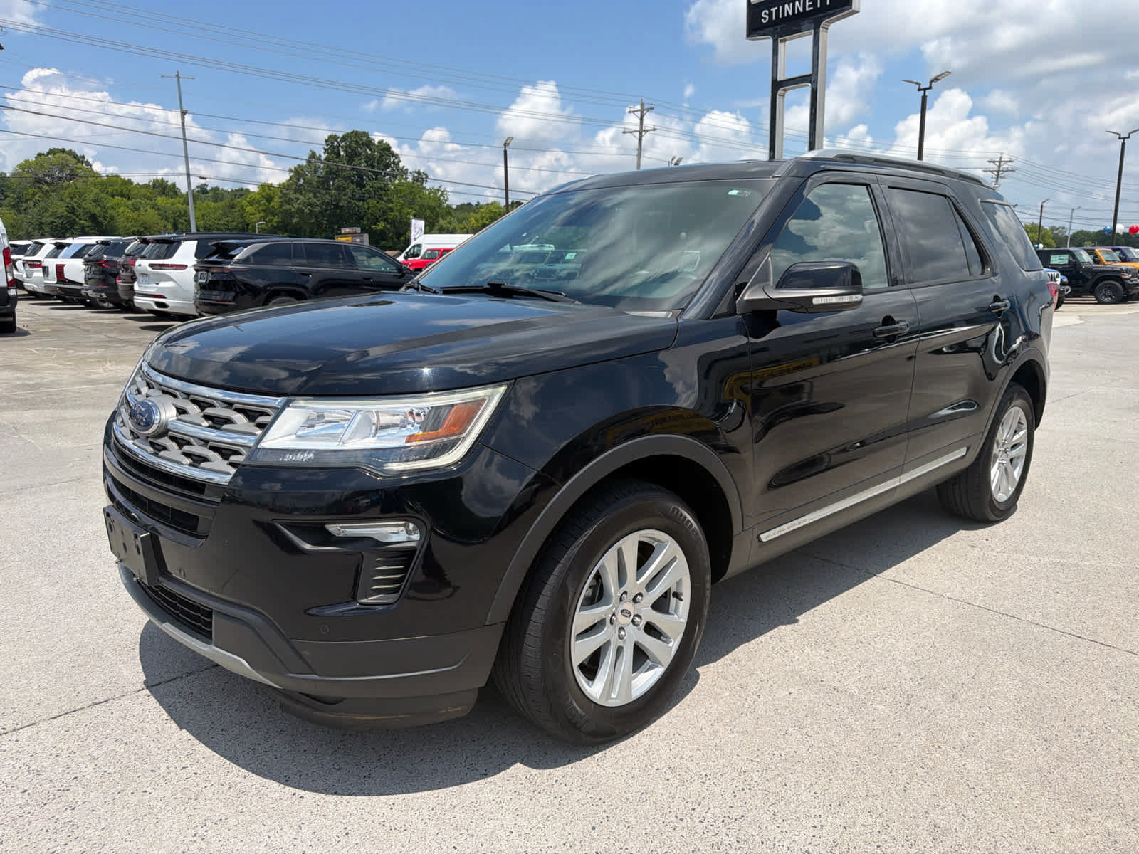 Used 2018 Ford Explorer XLT w/ Equipment Group 202A