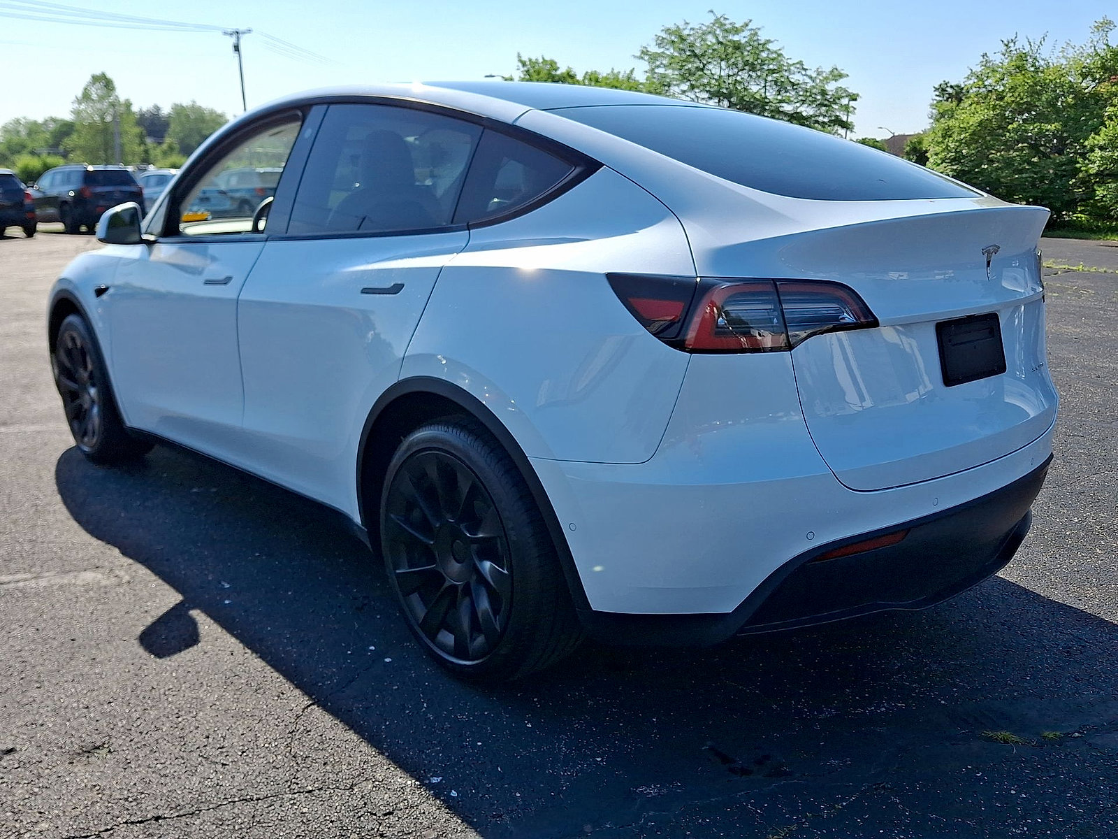 Used 2021 Tesla Model Y Long Range AWD/4WD image 22