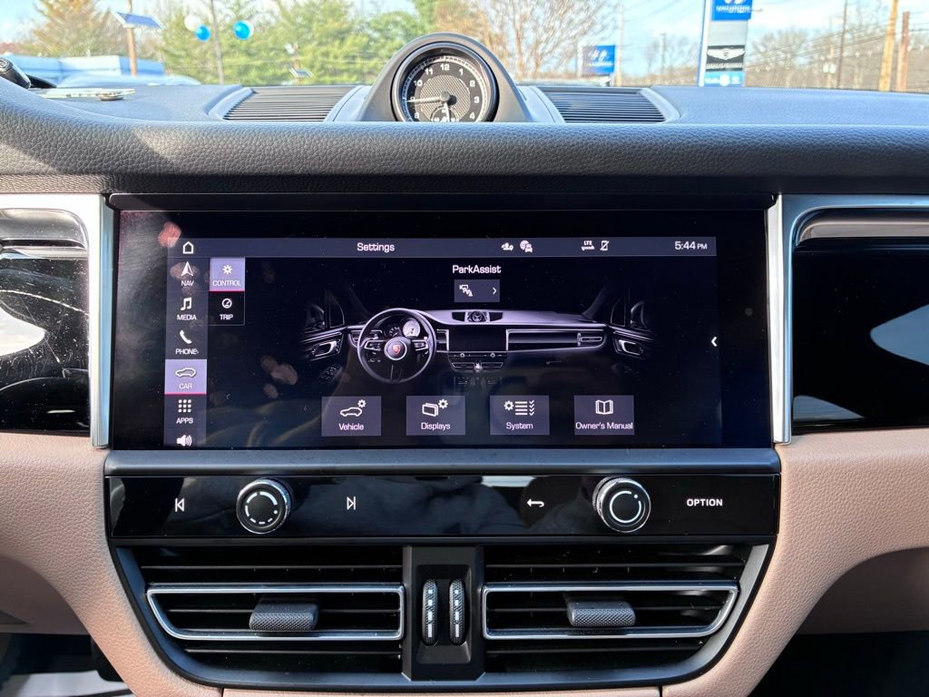 Used 2023 Porsche Macan S AWD/4WD image 50