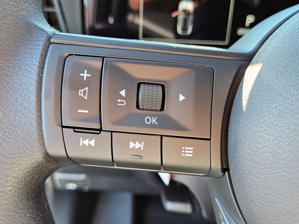 New 2026 Nissan Kicks SV w/ SV Premium Package image 28