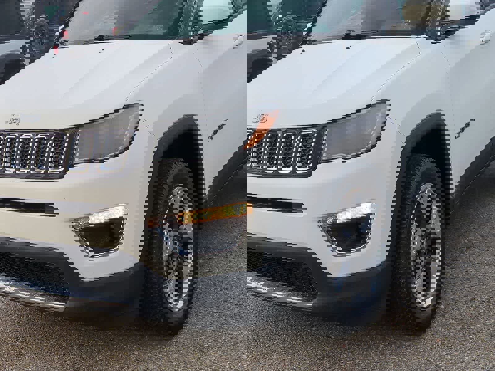 Certified 2018 Jeep Compass Limited image 11