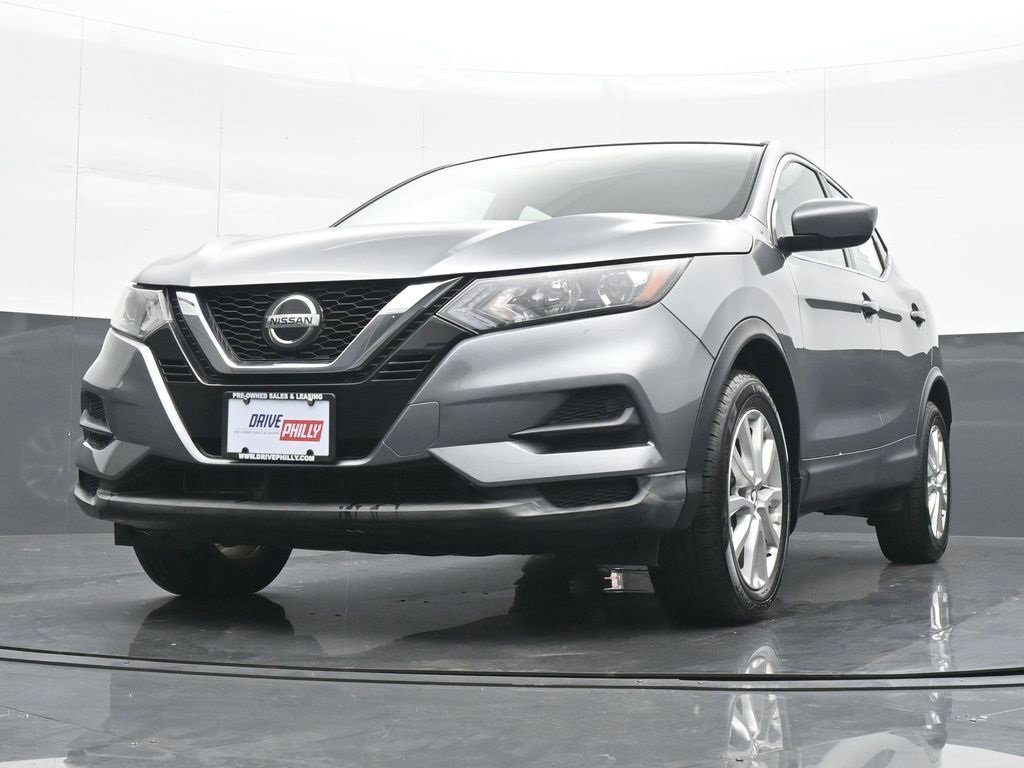 Used 2022 Nissan Rogue Sport S image 16