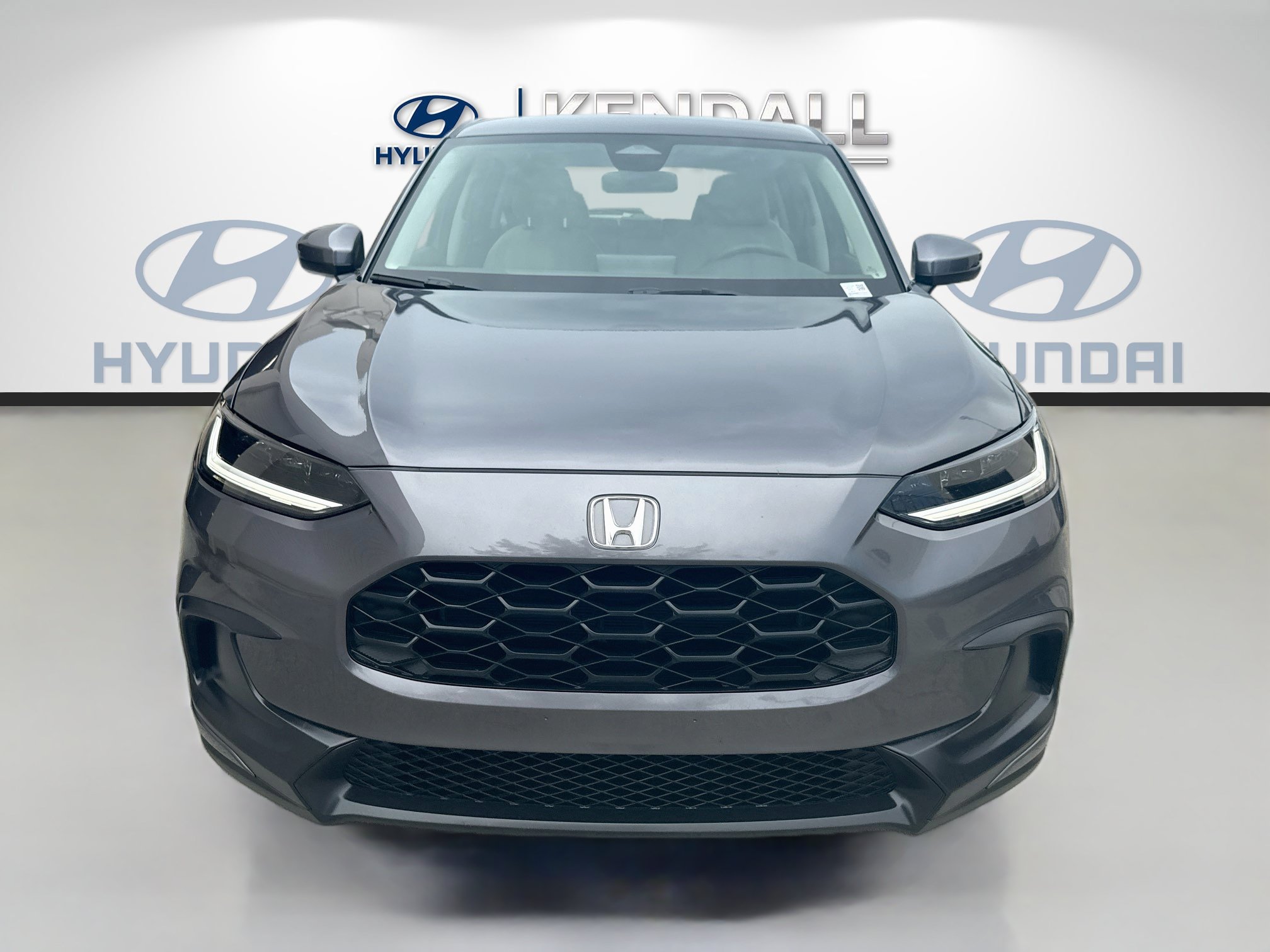 Used 2025 Honda HR-V LX image 2