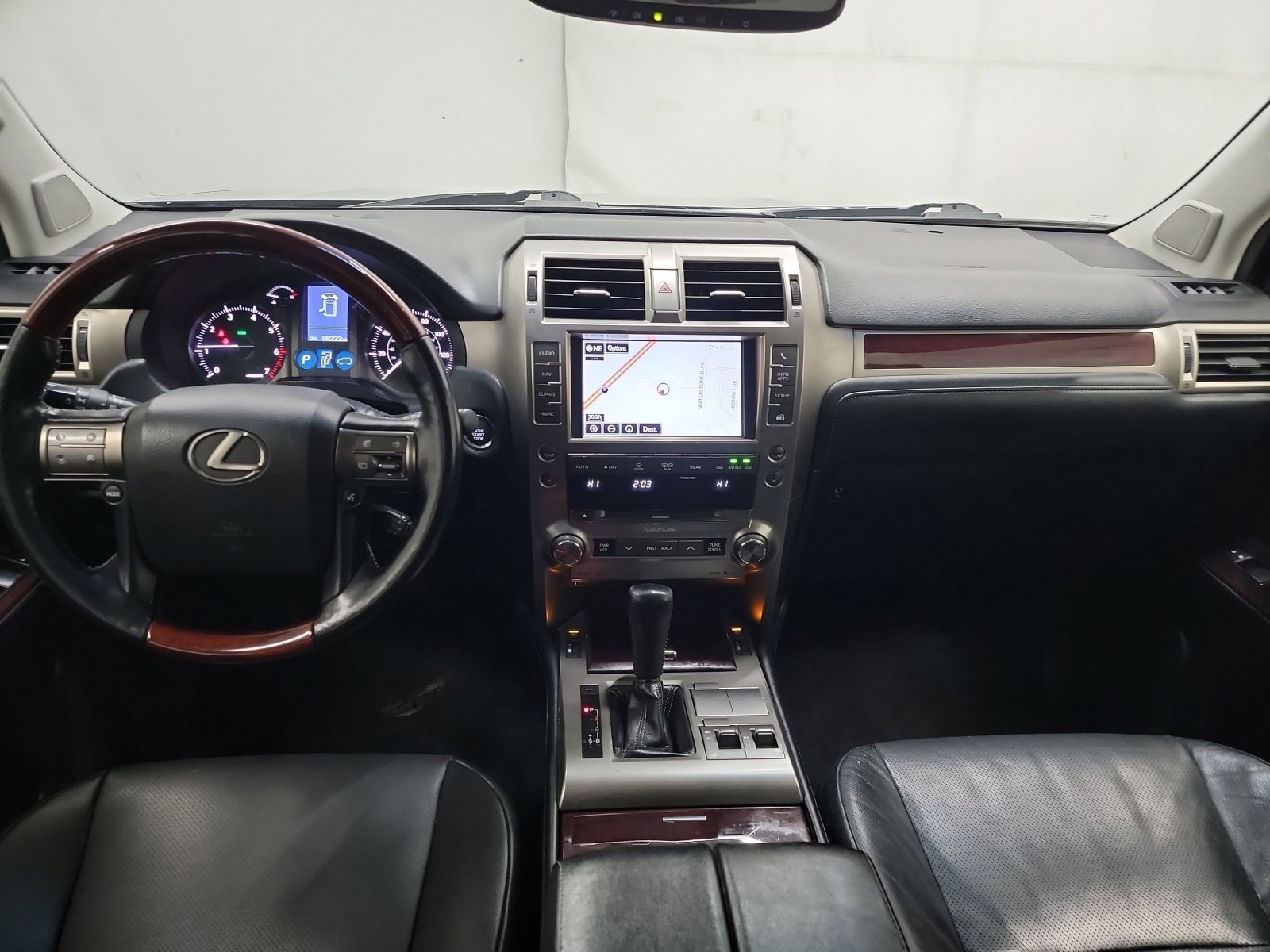 Used 2018 Lexus GX 460 image 15