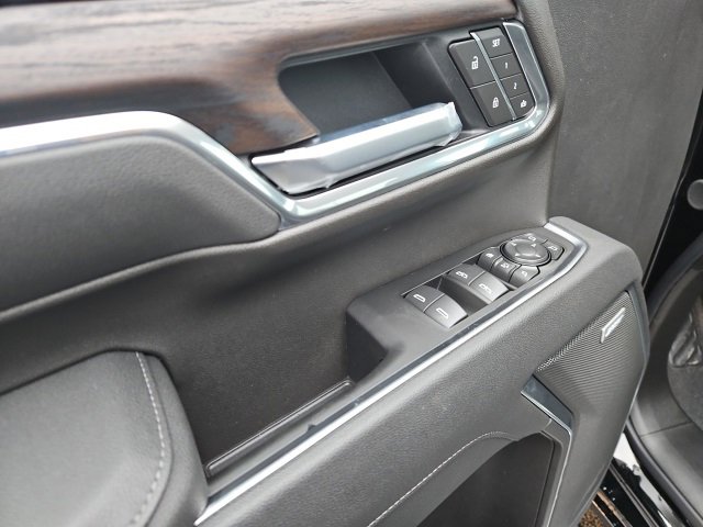 New 2026 GMC Sierra 2500 SLT w/ SLT Convenience Package image 23