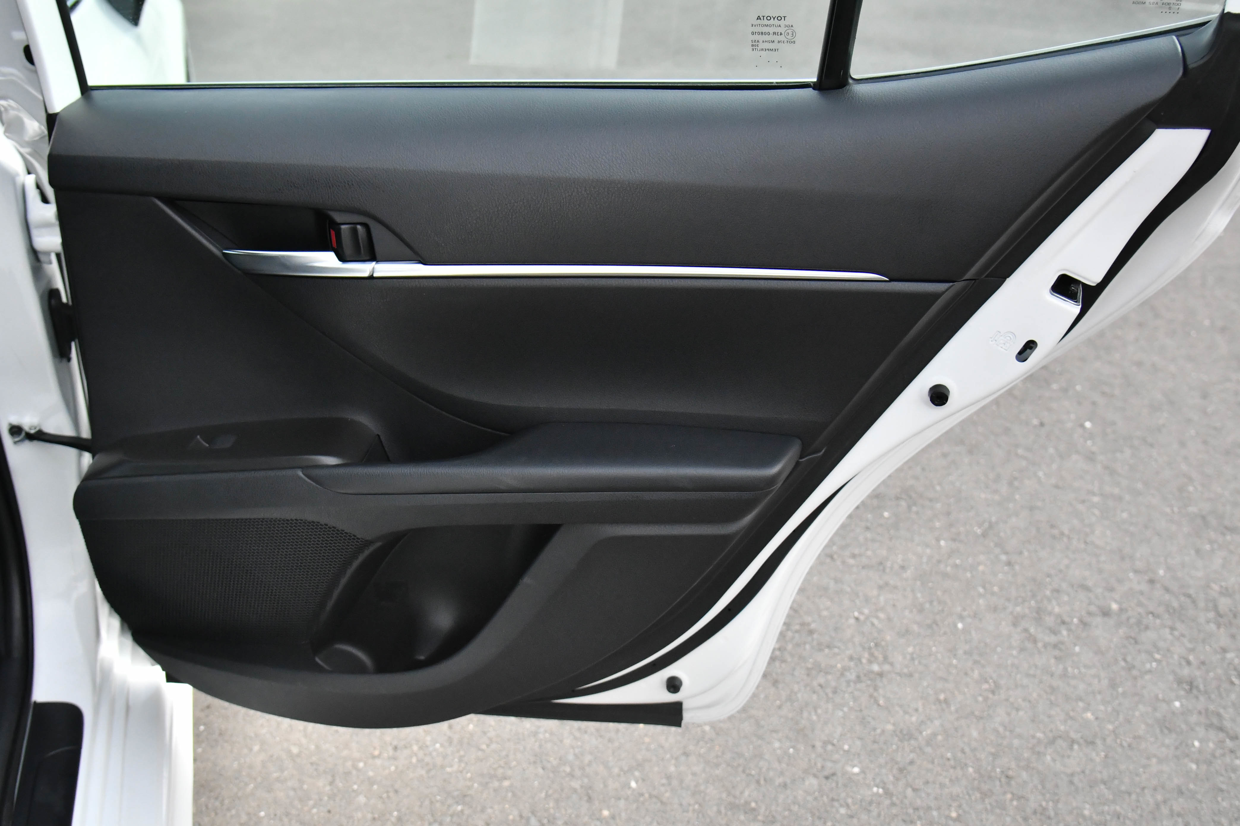 Used 2024 Toyota Camry SE image 36