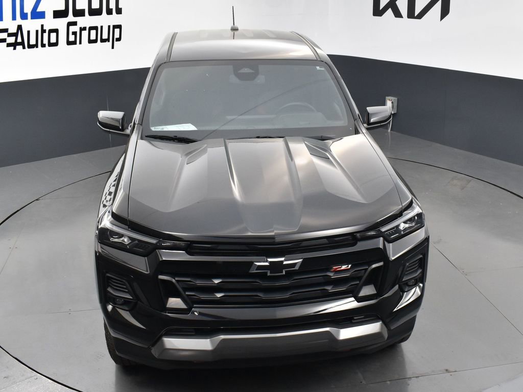 Used 2023 Chevrolet Colorado Z71 w/ Z71 Convenience Package 2 AWD/4WD image 16