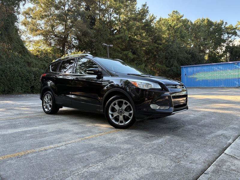 Used 2015 Ford Escape Titanium AWD/4WD image 2