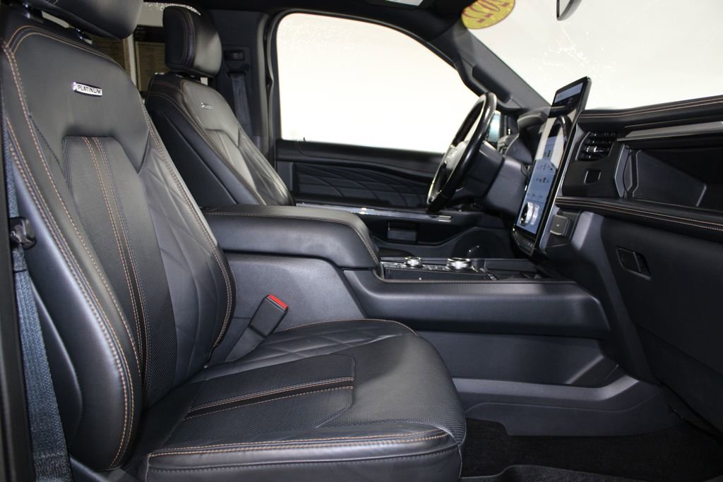 Used 2022 Ford Expedition Max Platinum AWD/4WD image 31