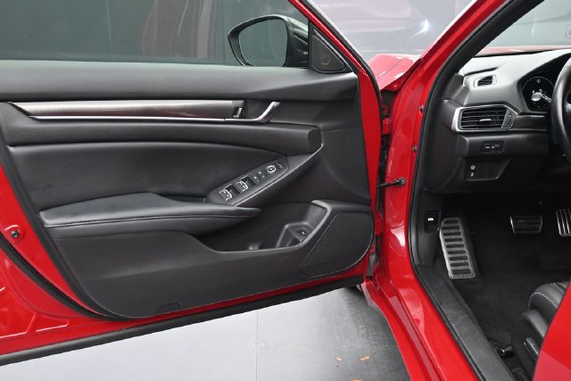 Used 2022 Honda Accord Sport image 19