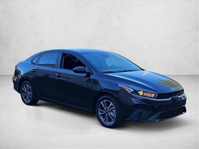 Used 2024 Kia Forte LXS FWD video 3